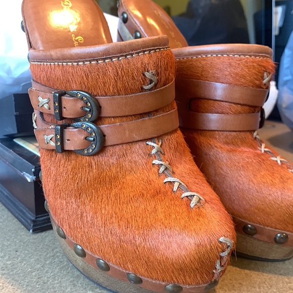 Diego di Lucca made in Brazil cowhide beautiful clogs rhinestones on buckle - Picture 2 of 16